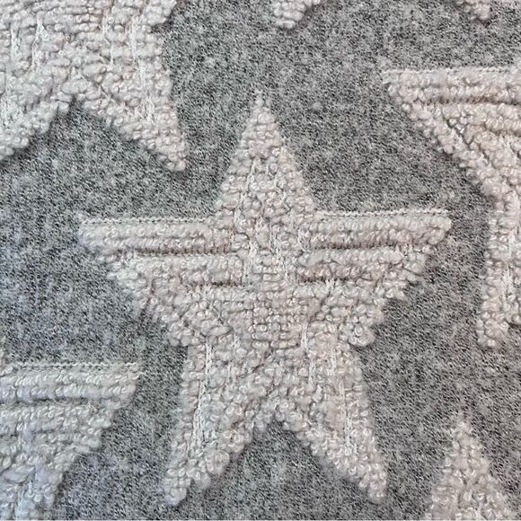 Illa Illa Gray Star Boucle Oversized Sweater Size S M - Picture 4 of 6